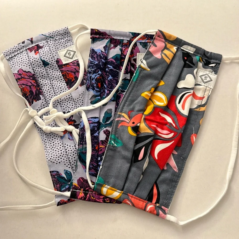 Lot of 3 Vera Bradley Floral Face Masks C28